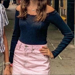 Black off the shoulder long sleeve top